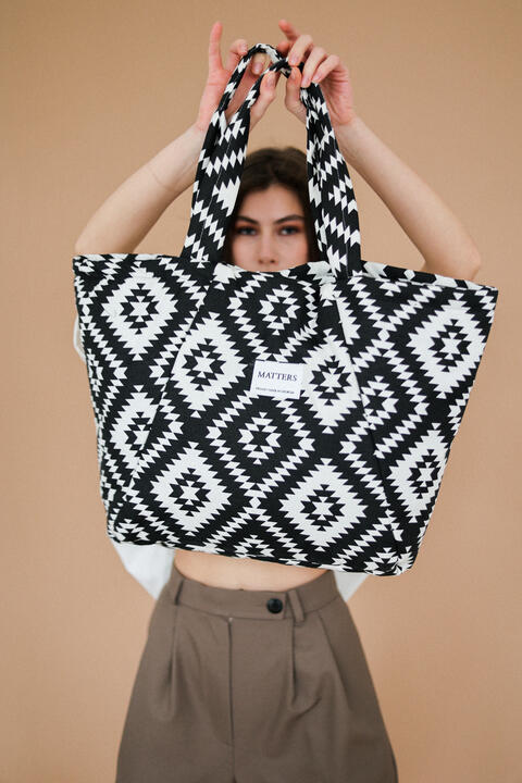 Black and White Puffer Bag
