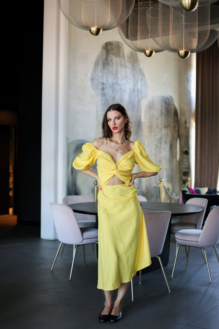 Yellow Linen Dress With Crossed Chest 